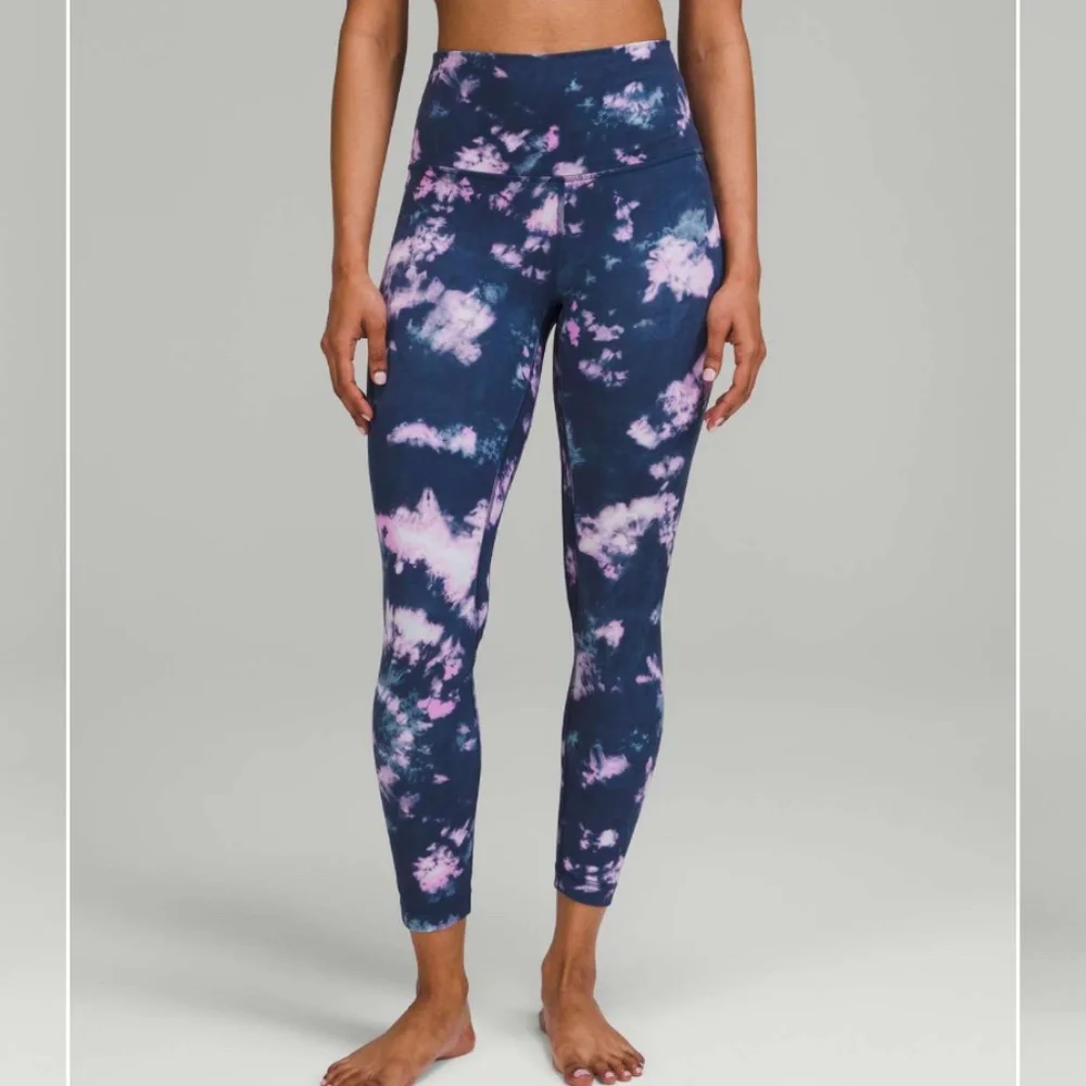 SOLD! Lululemon Align High-Rise Pant 25" Circulate Tie Dye Mineral Blue Multi - Picture 4 of 4